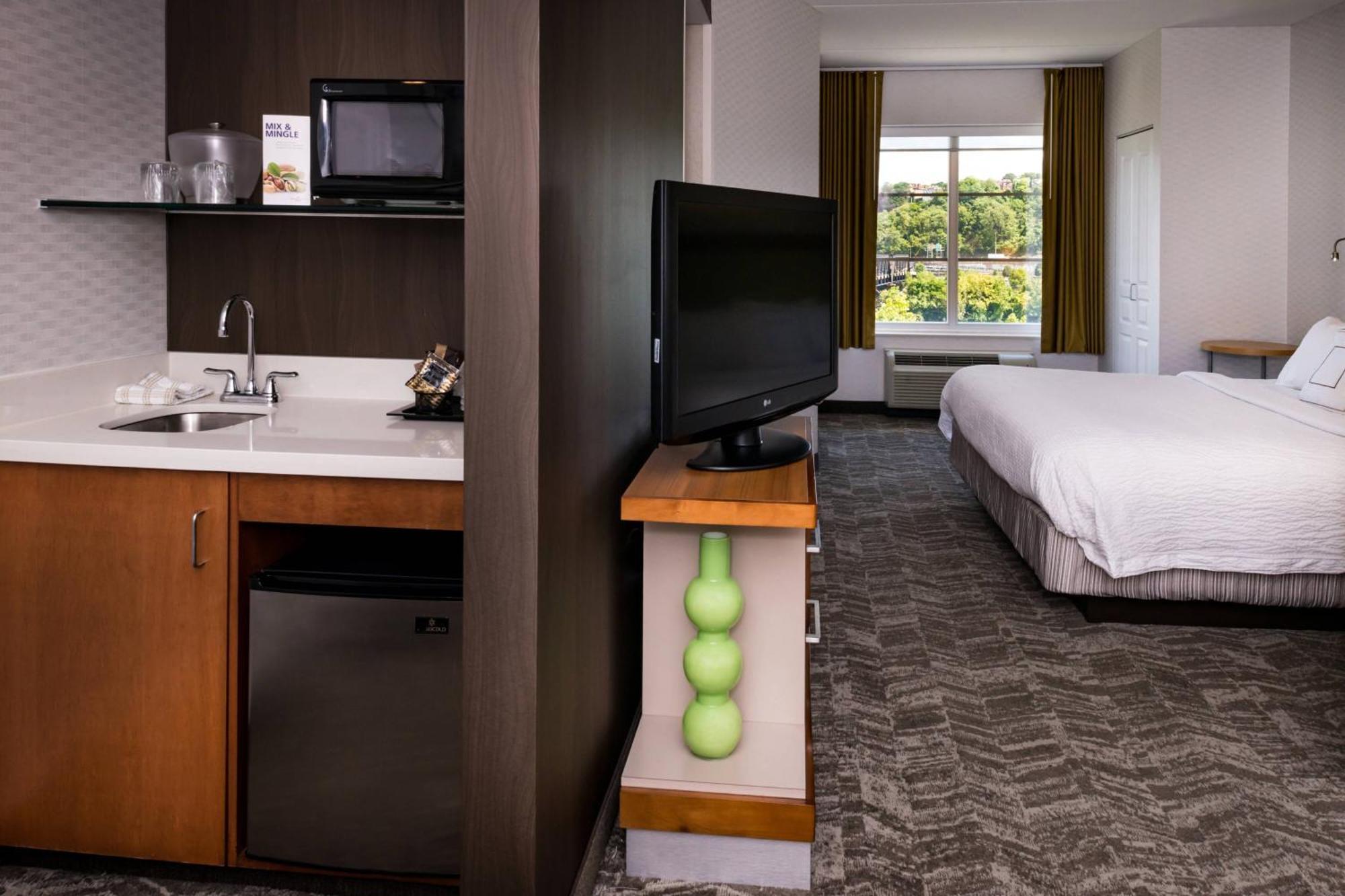 Springhill Suites Pittsburgh Southside Works Экстерьер фото